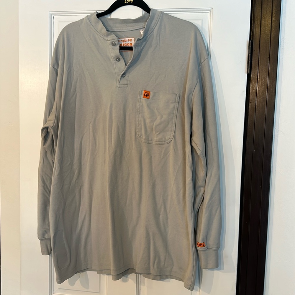 Men’s Wrangler Briggs FR polo work shirt size XL color grey
